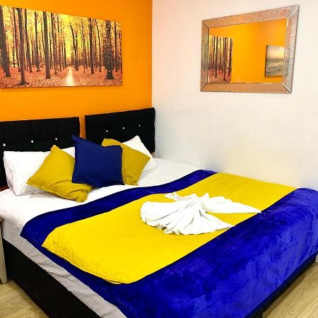 London 2 Bedroom Apartment, Kitchen, Reception And Private Garden 외부 사진