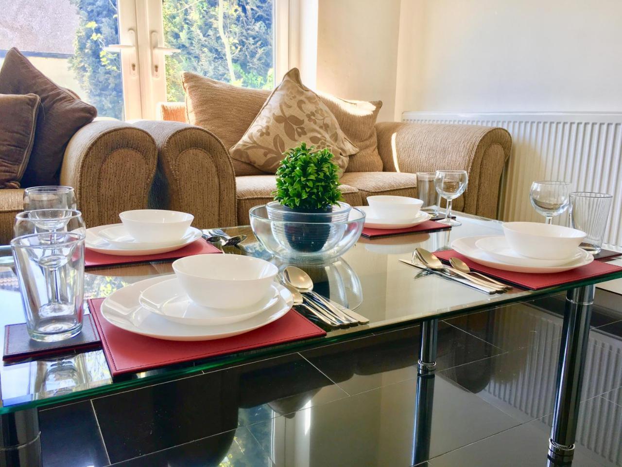 London 2 Bedroom Apartment, Kitchen, Reception And Private Garden 외부 사진