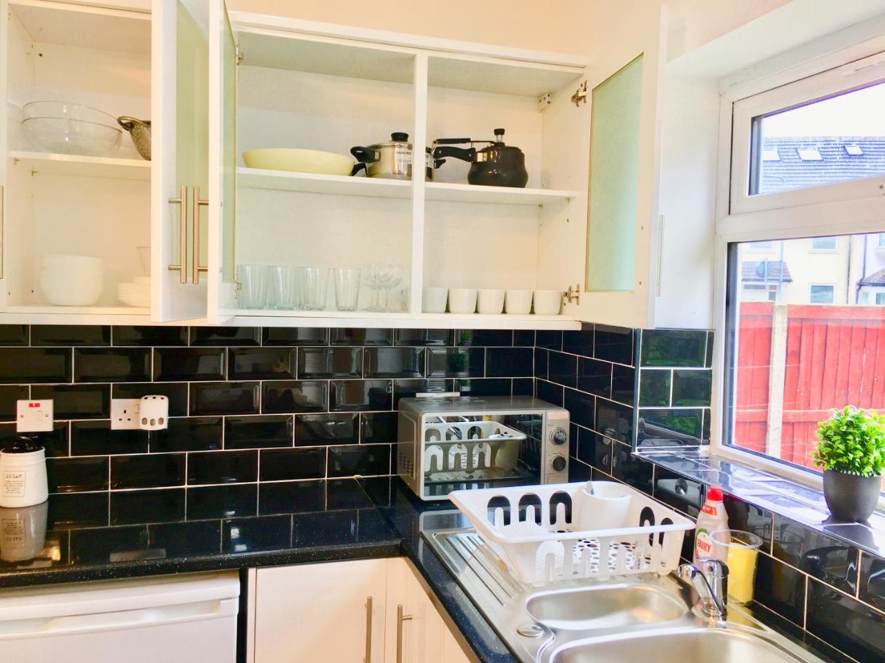 London 2 Bedroom Apartment, Kitchen, Reception And Private Garden 외부 사진