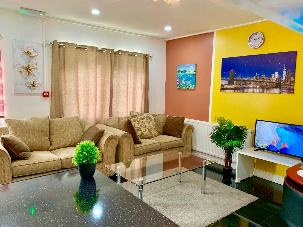 London 2 Bedroom Apartment, Kitchen, Reception And Private Garden 외부 사진
