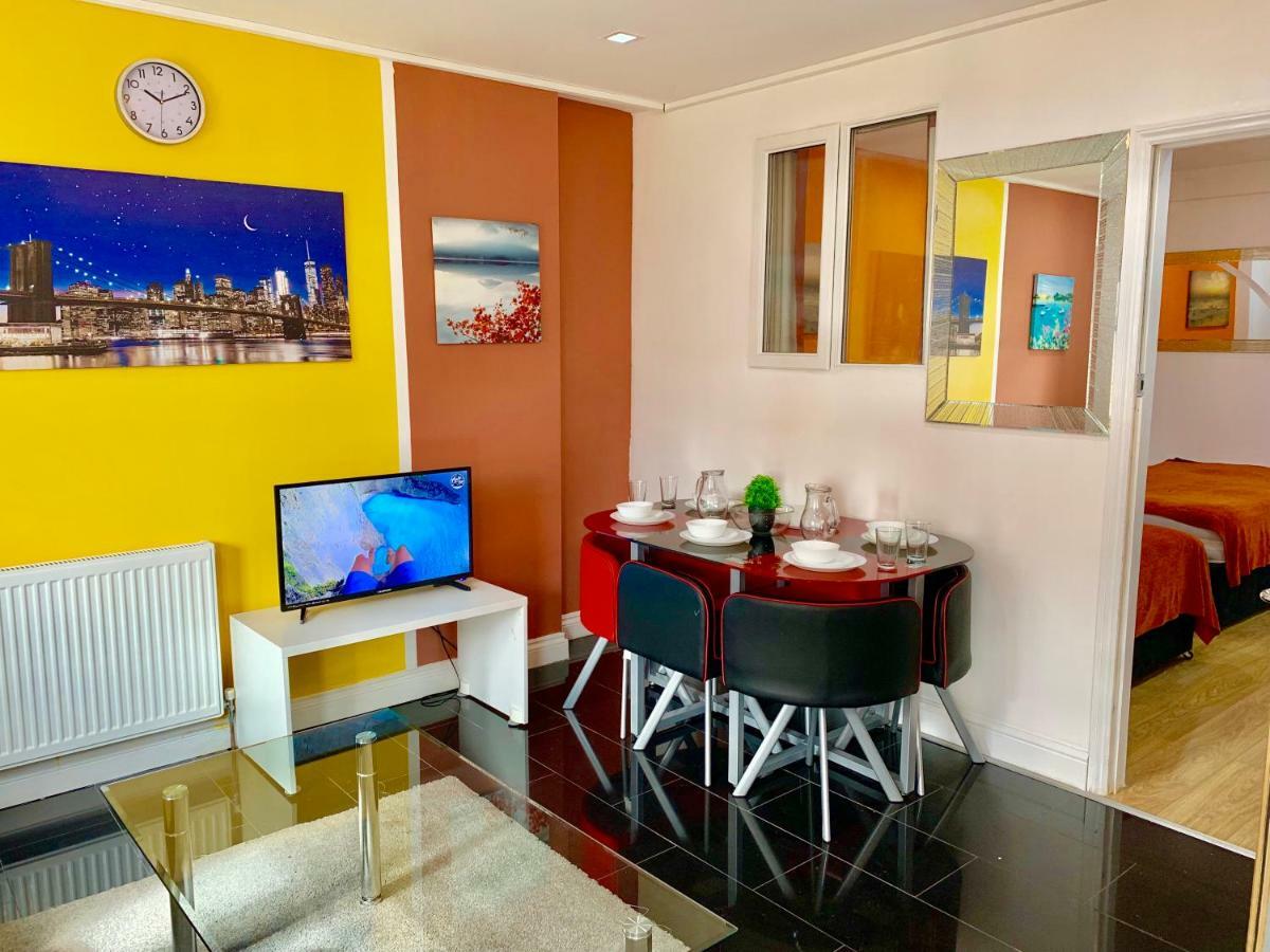 London 2 Bedroom Apartment, Kitchen, Reception And Private Garden 외부 사진