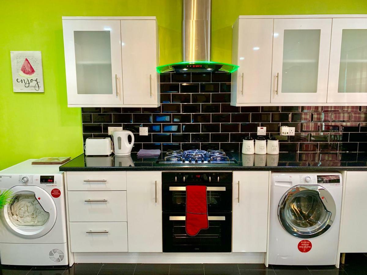 London 2 Bedroom Apartment, Kitchen, Reception And Private Garden 외부 사진