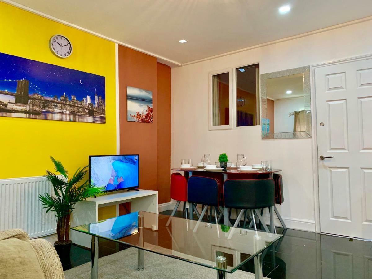 London 2 Bedroom Apartment, Kitchen, Reception And Private Garden 외부 사진