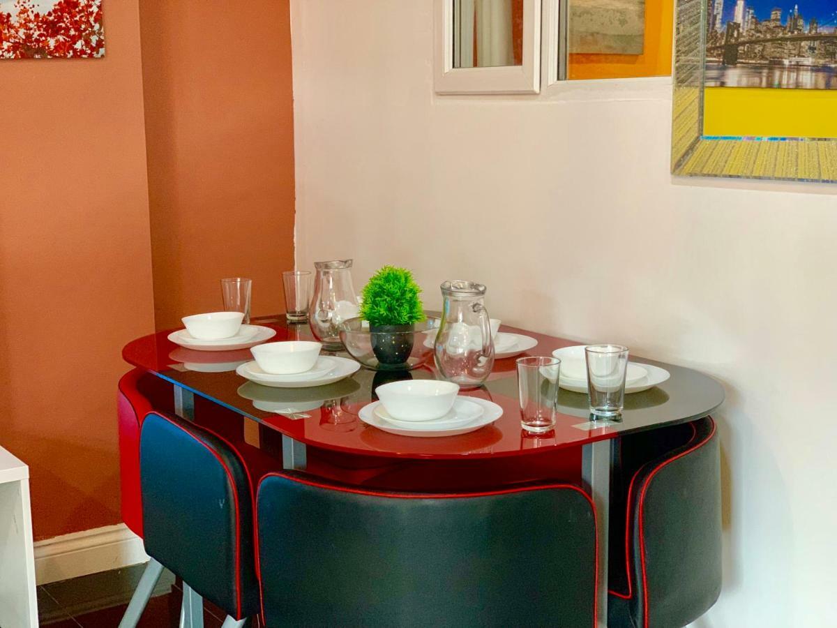 London 2 Bedroom Apartment, Kitchen, Reception And Private Garden 외부 사진