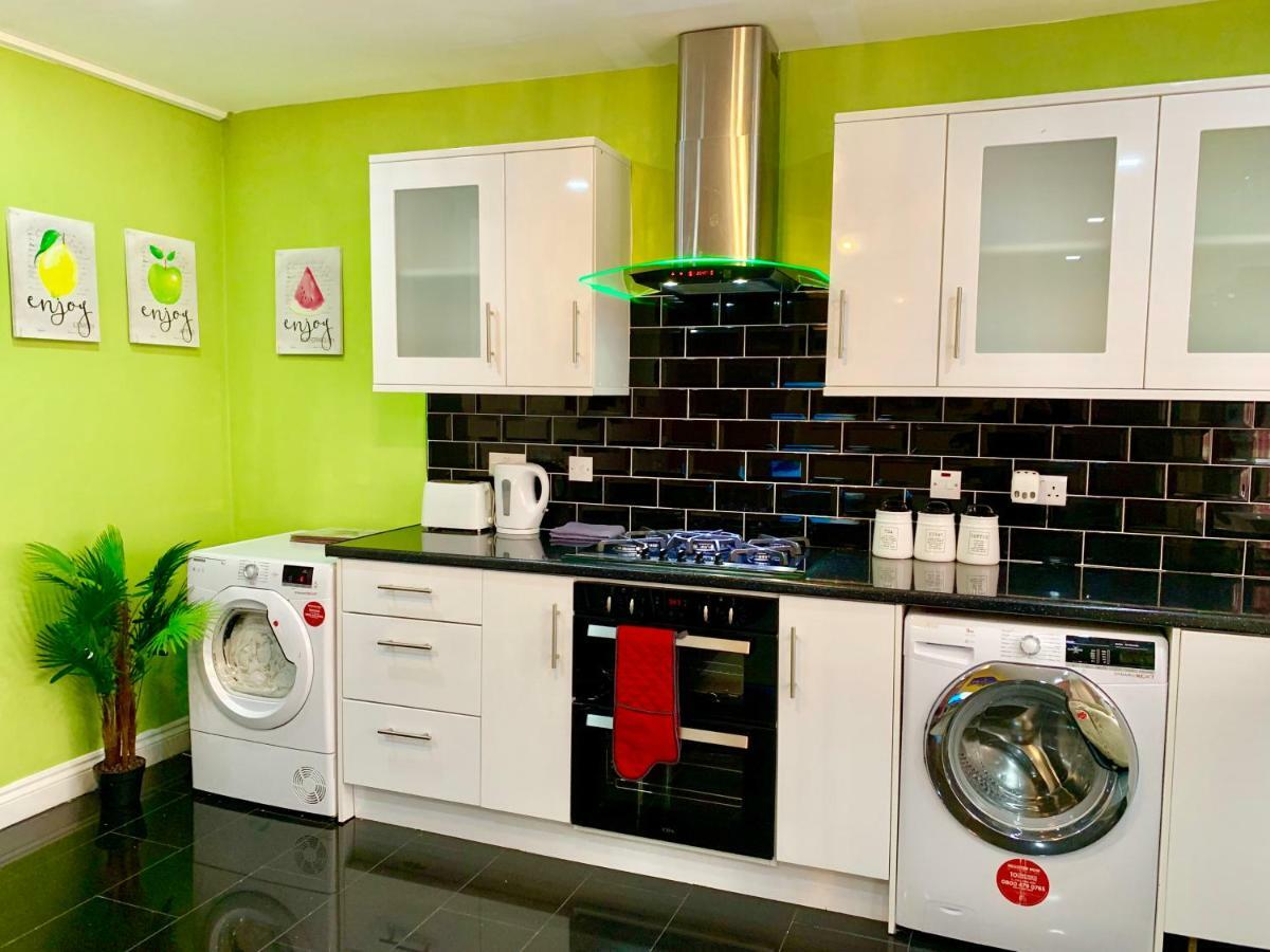 London 2 Bedroom Apartment, Kitchen, Reception And Private Garden 외부 사진