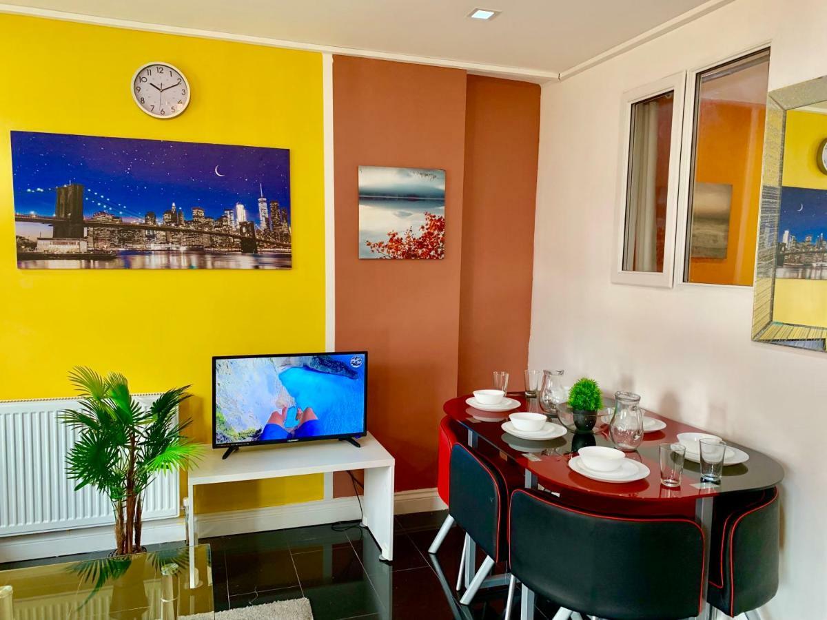 London 2 Bedroom Apartment, Kitchen, Reception And Private Garden 외부 사진